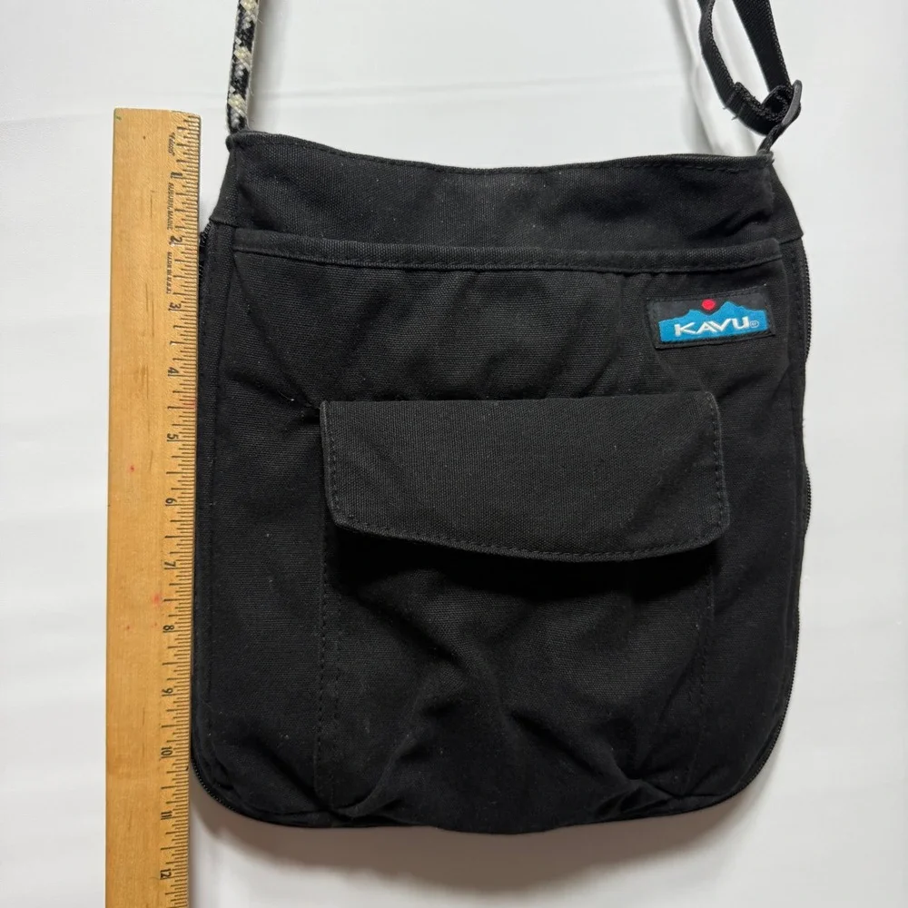 KAVU Keeper Crossbody Bag Black Canvas Rope Strap Purse Travel Messenger Handbag